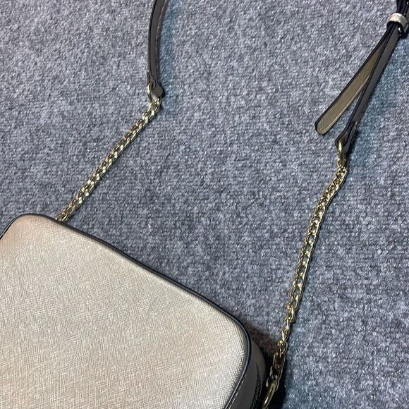 Small Purse   - Picture 3 of 6